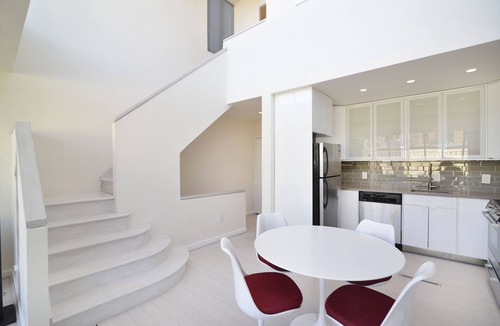 Georgetown Apartment | Light Filled Modern Apartment In The Heart Of Georgetown, Walk To Everything