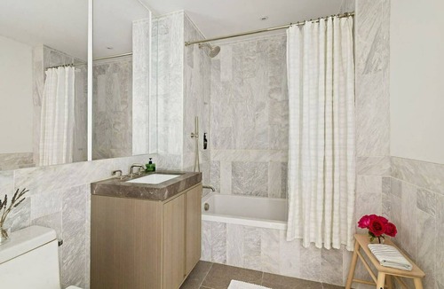 Downtown Brooklyn Condo | Light-filled, spacious studio in the <3 of Downtown Brooklyn