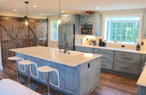 Stevens House | Light-filled, very quiet & newly remodeled house in Madison Valley