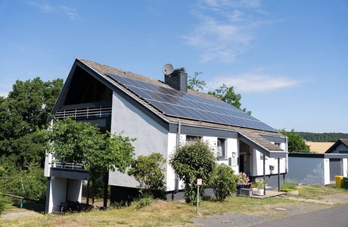 Hemfurth-Edersee Apartment | Light-flooded architect house in a quiet location FeWo "Yellow"