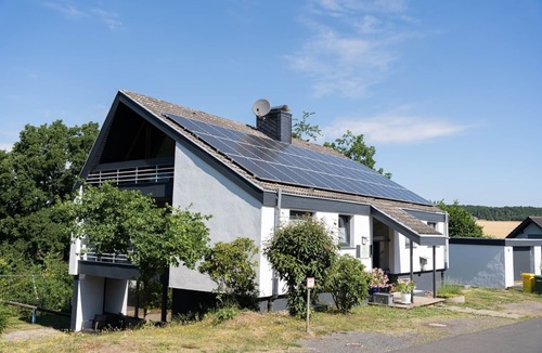 Hemfurth-Edersee Apartment | Light-flooded architect house in a quiet location FeWo "Red"