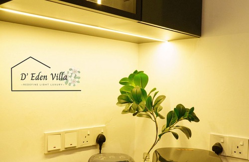 Ayer Panas Villa | Light Luxury Villa with Pvt Pool & BBQ for 18pax Staycation in Melaka City.