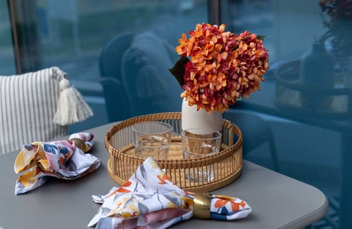 Jumeirah Beach Residence Apartment | Light & Stylish Studio in Dubai Marina