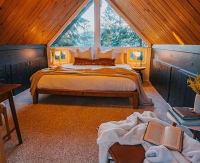 Running Springs Ski Chalet | Lightfoot Cabin Mid-Century Perfect Romantic Getaway Hot Tub Sauna