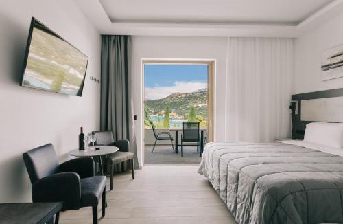 Stoupa Apartment | Lighthouse Apartments