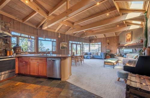 Little River House | Lighthouse - Close to world class beaches and massive ocean views