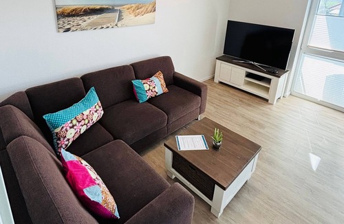 Horumersiel Apartment | Lighthouse, Germany