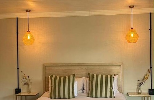 Groblersdal House | Lighthouse Guesthouse & Cafe