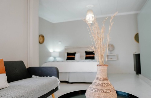 Groblersdal House | Lighthouse Guesthouse & Cafe