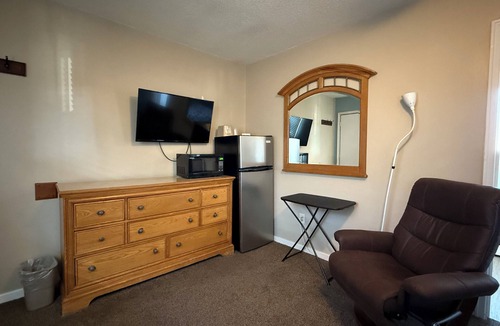 Storm Lake Hotel | Lighthouse Inn