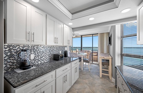 Sand Key Condo | 🐬Lighthouse Towers #1501- Water views galore - Amazing Gulf and Intercoastal views!