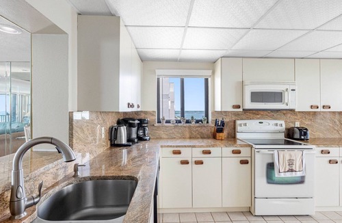 Sand Key Condo | Lighthouse Towers - 1808