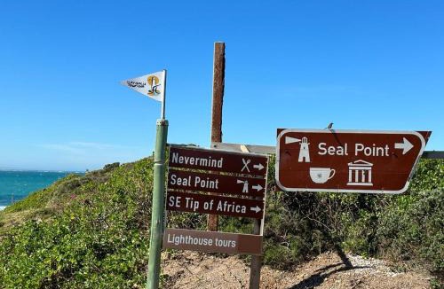 Cape Saint Francis Apartment | Lighthouse Villa