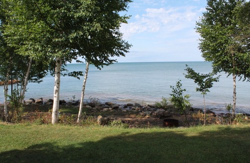 Port Hope Cabin | Lightkeepers Vintage Cabin 2