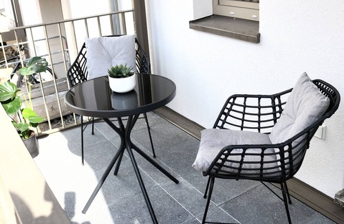 Braunschweig City Center Apartment | LIGHTPLACE Design - Boxspring - Balcony - 2 Smart TV -City center -