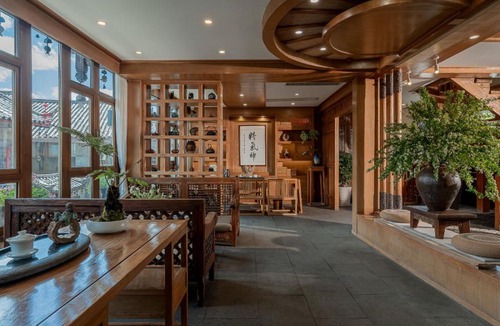 Dayan Old Town Hotel | Lijiang Cloud Return Huiyi · On the Water Side Panoramic Hidden Inn (South Gate Mufu Branch)