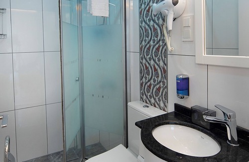 Emin Sinan Hotel | Lika Hotel