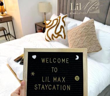 Malate Apartment | Lil Max Staycation