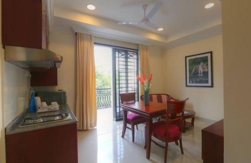 Wilson Garden Hotel | Lilac 3rd Block