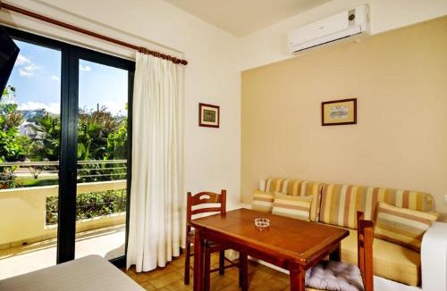 Vamvakopoulo Apartment | Lili Apartments,oasis 2,5 km from Hania center