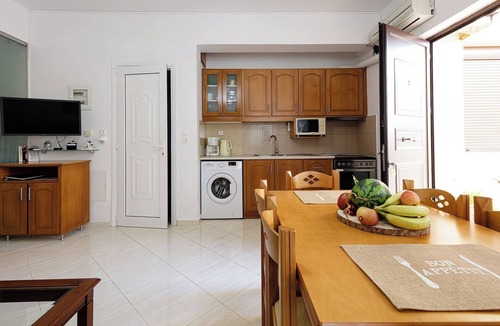 Panormos Apartment | Lili Seafront Studio with, everything in walking distance!