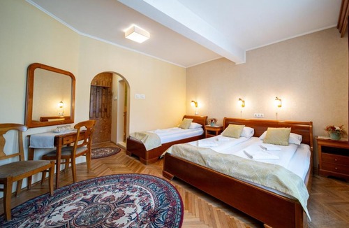 Odorheiu Secuiesc House | Lilla Panzió