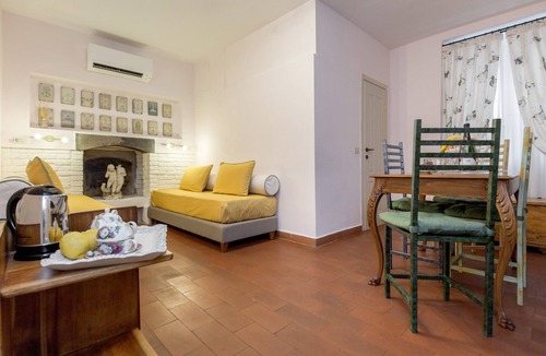 San Giovanni Apartment | Lily apartment between Ponte Vecchio, Uffizi Gallery and Palazzo Vecchio