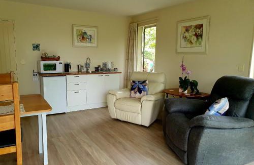 Motueka House | Lily Pad Apartment