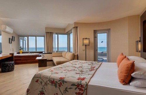 Kundu Resort | Limak Lara De Luxe Hotel - All Inclusive