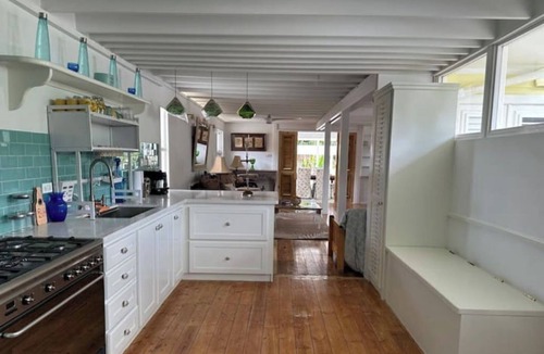 Holder's Hill Cottage | Lime Cottage 2BR Chattel Villa