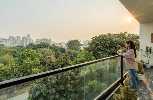 Noida Hotel | Lime Tree Hotel & One Bed Room Serviced Apartment Nearby Noida Sector 50 Metro & Medanta Hospital with Party Venue