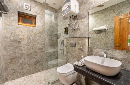 Noida Hotel | Lime Tree Hotel & One Bed Room Serviced Apartment Nearby Noida Sector 50 Metro & Medanta Hospital with Party Venue