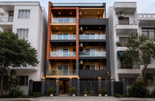 DLF Phase 5 Apartment | Lime Tree Studio Serviced Apartments Golf Course Rd Gurgaon