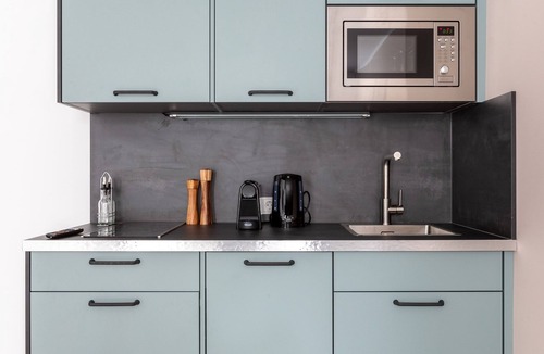 Tempelhof Apartment | Limehome Berlin Luise-Henriette-Str.