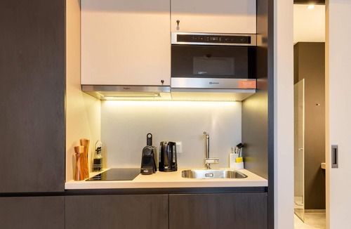 Stadtmitte Apartment | limehome Düsseldorf | Suite