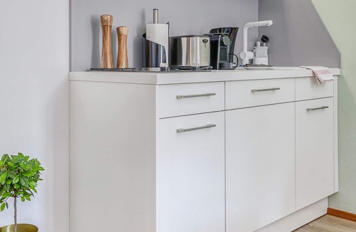 Munchen District Apartment | limehome Garching | Suite S + balcony (28+ nights)