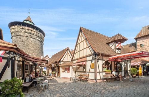 Galgenhof Apartment | Limehome Nuremberg Celtisplatz