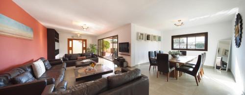 Mijas Villa | Limehouse