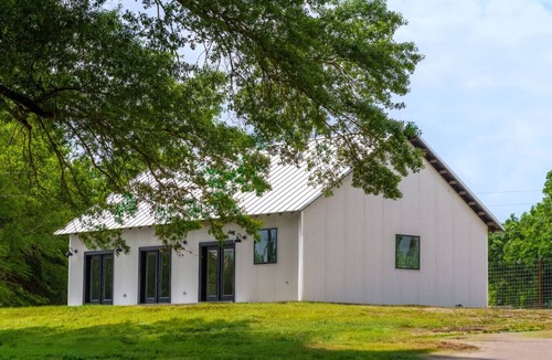 Jewett Cabin | Limestone Fields - Cabin - Lakefront - Ofuro Tub