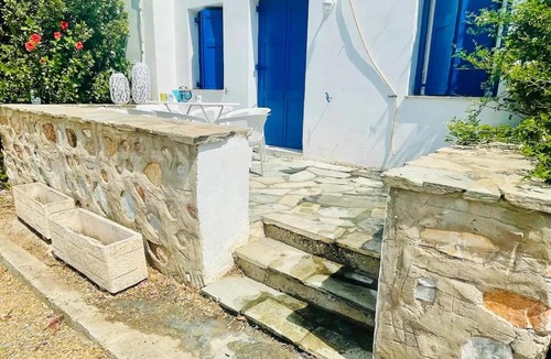 Posidonia Apartment | Limni No 3 self catering apartment