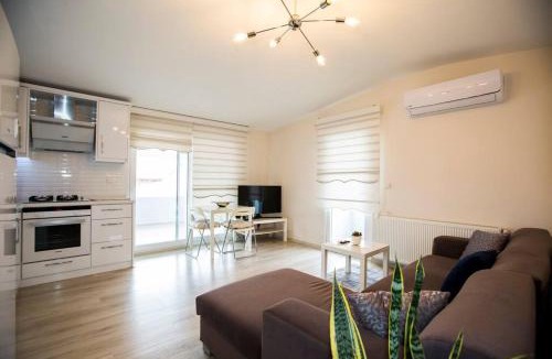 Urla Apartment | Limon Ağaçlı Ev - Urla