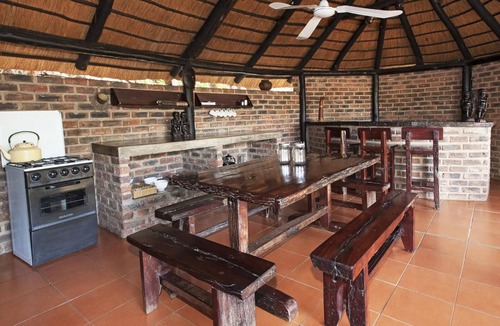 Mathathane Cabin | Limpopo River Lodge