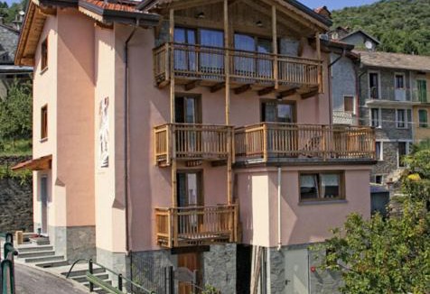 Sueglio House | Linda E Tonin