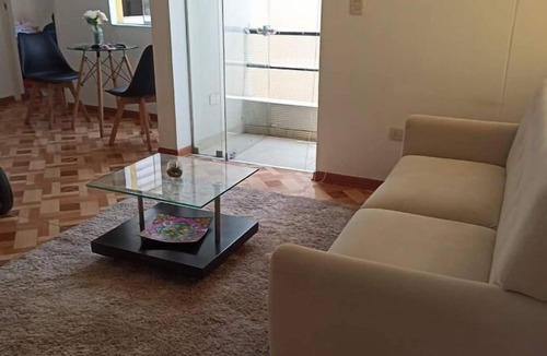 Surquillo Apartment | Lindahouse