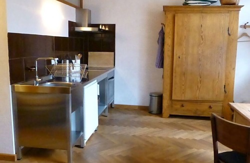 Urbar Apartment | Linden leaf" | left Comfortable Vacation Home