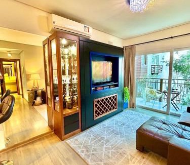 Carniel Apartment | Lindo e Aconchegante com piscina e jacuzzi