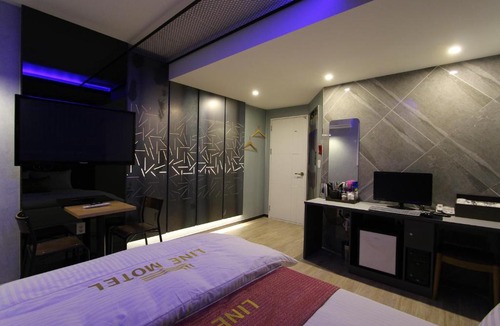 Daehyeon-dong Hotel | Line Motel