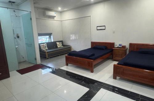 Hoa Binh Hotel | Linh San Hotel