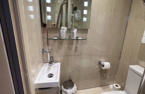Seahouses Hotel | Links Lets