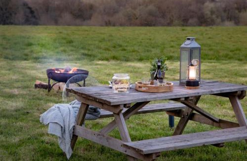 Saxmundham House | Linnet - Sweffling Hall
